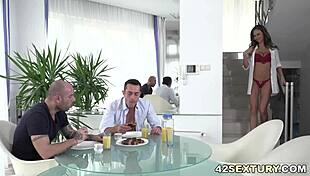 Tina Kay feels intense pleasure in raw double penetration