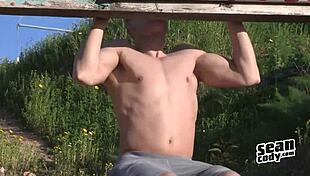 Watch Sean Cody in this hot gay movie! Sucking and blowing like a pro!