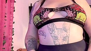 Relaxed Solo Session in Black Pantyhose