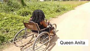 ये नई काली चूत ब्लोजॉब के लिए चेक करो