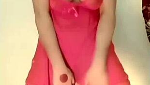 i can't believe i'm watching this pakistani girl striptease nude mujra, it's so arousing