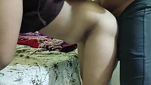 Desi Bhabhi Gets Amazing Pussy Fucking Enjoyed While Fucking