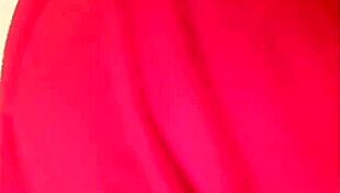 i can't believe i'm watching this pakistani girl striptease nude mujra, it's so arousing