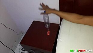 She satisfied herself with plastic water bottle when there was no dick