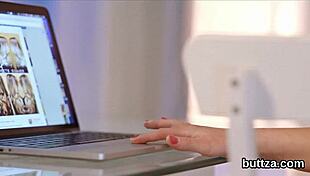 beautiful tight kitten, how does it feel getting your anus screwed?