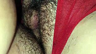 El pene pequeño de mi hijastro me llena de cremita