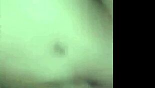 Indonesian girl Gadis in wild homemade action till she's breathless