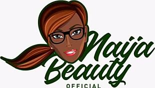 sexy twerker sucking and fingering in horny session