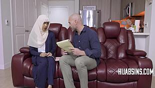 uh, i’m like, so into this arab babe ridin’ her therapist hard