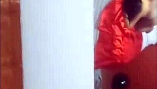 Que mico in a retro college adventure