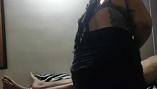 in my house there's a naked man and i'm hot