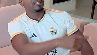 negão bangs hot wife hard while husband watches