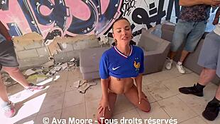Bukkake Géant - French slut sucks strangers for Euro 2024, wanna join the bukkake?
