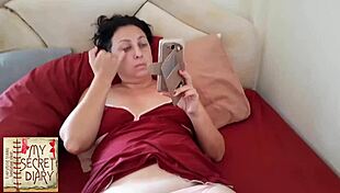 Regina Noir Licks Tight Pussy Close-Up