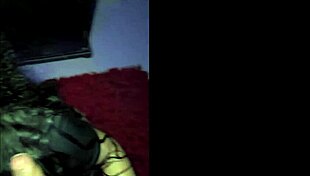 ella es una niña tan obediente