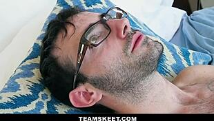 Melissa Moore and Riley Reid Fuck Their Stepbro and Give Him a Facial Makeover.