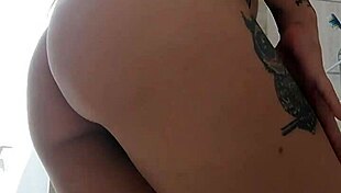 Colombiana gets horny in shower, squirting with dildo 😏