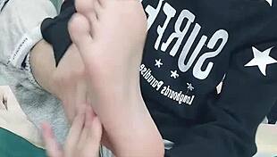 Damn! Slim gay teen sucks his own sexy feet!