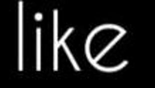 My aunt's short skirts reveal her entire ass