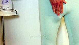 I'm this dude with a hard cock in leggings, flashing pre-cum without pee.