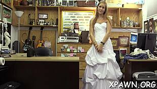 Fine Honey Exposes Ass And Pussy In Reality Show