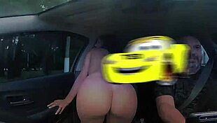 A MORENA PATRICIA LIMAH STRIPS AND SHOWS OFF HER GIGANTE BUNDA IN CARONA DO TED 89!