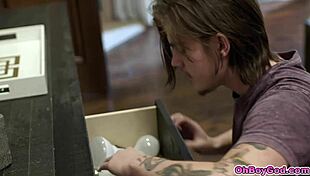 Stepmom Lauren Phillips teaches stepson Tyler Cruise wholesome sex lessons with blowjob and deepthroat