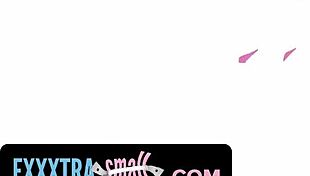 नर्डी छोटी 18+ टीन पिगटेल वाली चुदाई