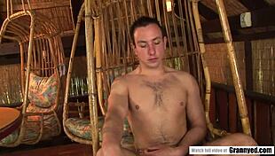 Older Woman Eodit Seduced by Young Body! 😍