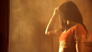 Hey, look at this classic Indian beauty strippin’ down and teasin’ with retro moves on display.