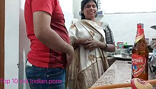 एवर्बेस्ट XXX गांव स्टेप मॉम हिंदी पॉर्न में हार्ड फकड