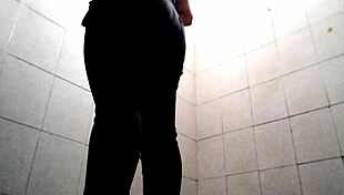 Wife accidentally sends upskirt ass video to wrong person, stolen footage