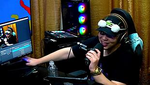 i'm emy with big tit's, talkin dirty in public, showin my ass thru sheer clothe, feelin so horny outdoor