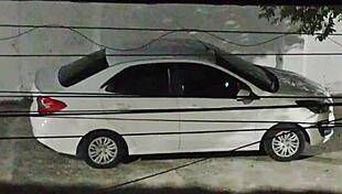 fode com amante no carro na frente de casa cheia de porra