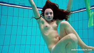 nina mohnatka reveals her hairy pussy on beach