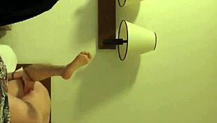 Amateur Babe and Mature Share Old Man's Cock in Threesome