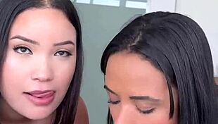 Gostosa Asiática Invites Friend for First Ménage - Negro Cums on Both
