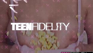 Tight Body Teen 18+ Ashley Feels Intense Emotions During Big Cock Workout And Blowjob