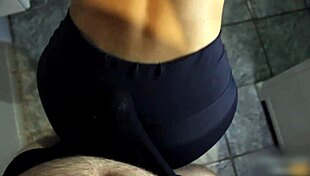 Dry humping in tight leggings ends with cum