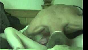Amateur gf moans as bf fucks her tight pussy and creampies