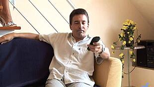 Aged Cougar Delivers Wild Ride with Intense Sucking Action