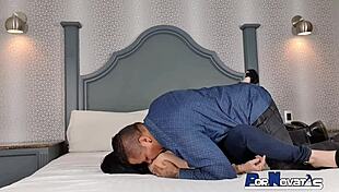 Michelle Aldrete fucks in her first porn casting with Luis Garay