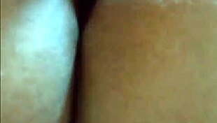 Anime mommy eats pussy