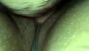 Anime mommy eats pussy