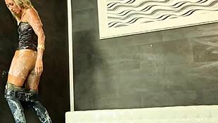 i can't stop touching myself at the gloryhole, so messy