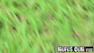 Pervy Teen 18+ Alexis Grace Gets Naughty With BF In Public Park - Mofos