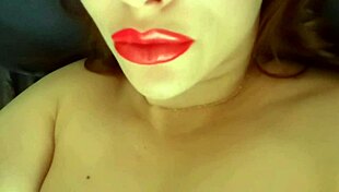 Big Ass Milf Fingering Her Pussy Close Up, Not Son Fucking Cum On Tits