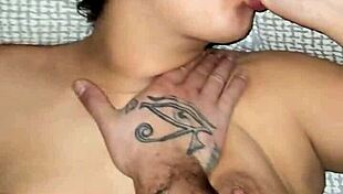 i’m just a lonely wife waitin’ in the hottub for some hard face bangin’...