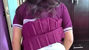 colegiala escondida con vecino, el cabrón graba todo, jovencita mexicana caliente doblando ropa, le llegan por atrás, la cogen y llenan de leche