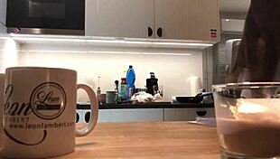 Young Amateur Wife Dishes Up Voyeur Thrills